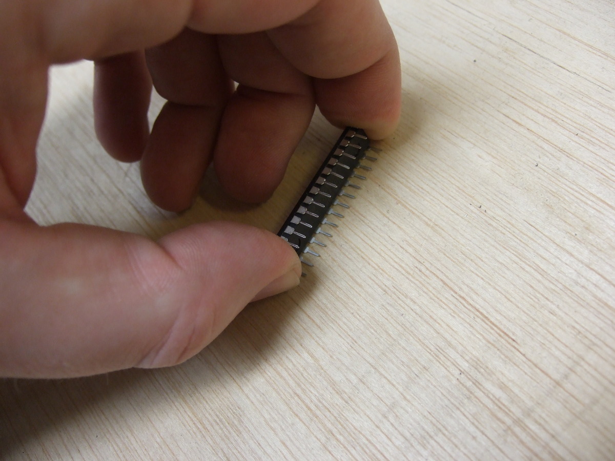 Avr2011 chipBending.jpg